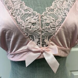 La Vie En Rose Pale Pink Satin & Lace Bralette with Bow